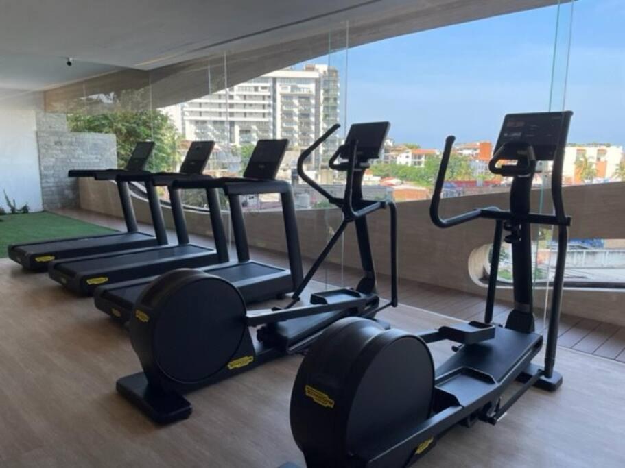 Apartamento New! Luxury 2bd 2ba Romantic Zone Largest Pool In Pv Sea View Balcony *